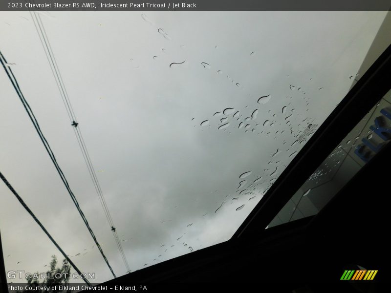 Iridescent Pearl Tricoat / Jet Black 2023 Chevrolet Blazer RS AWD