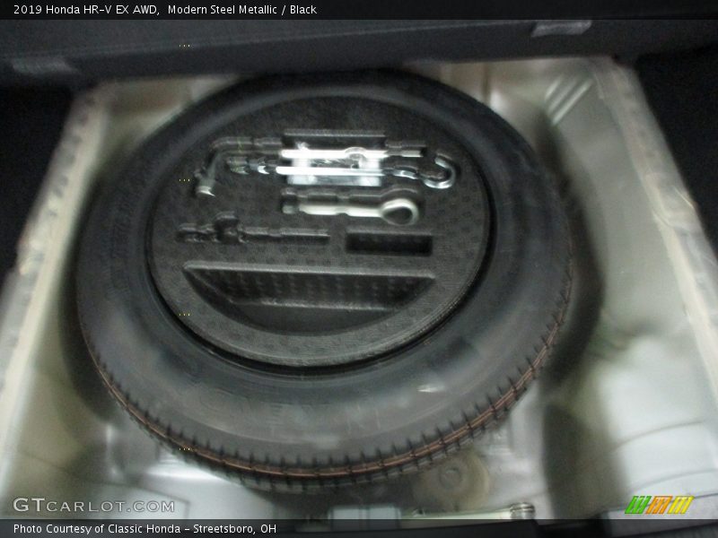 Modern Steel Metallic / Black 2019 Honda HR-V EX AWD