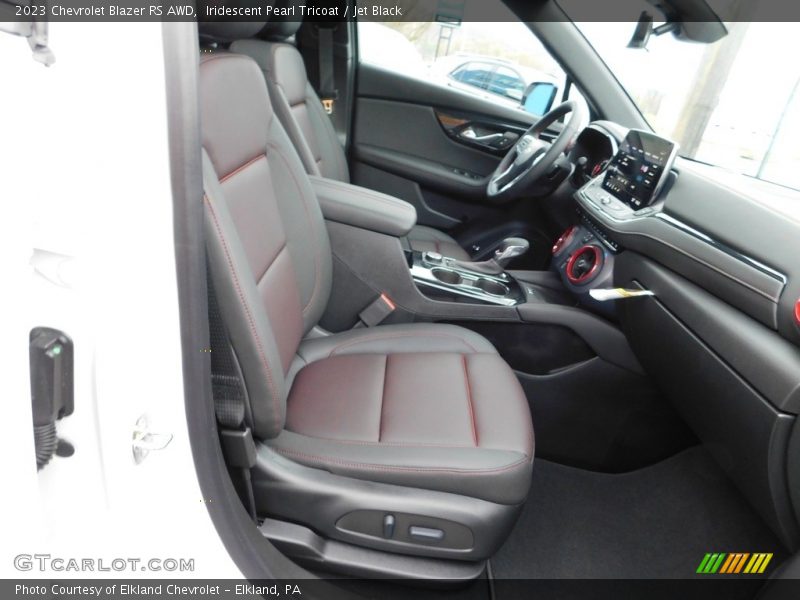 Iridescent Pearl Tricoat / Jet Black 2023 Chevrolet Blazer RS AWD