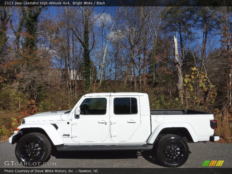 Bright White / Black 2023 Jeep Gladiator High Altitude 4x4
