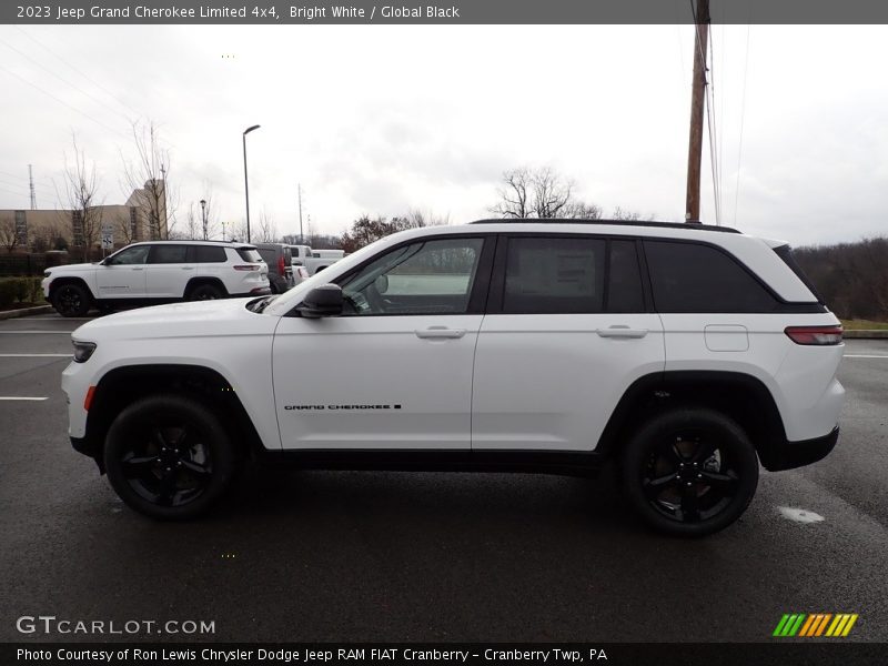 Bright White / Global Black 2023 Jeep Grand Cherokee Limited 4x4