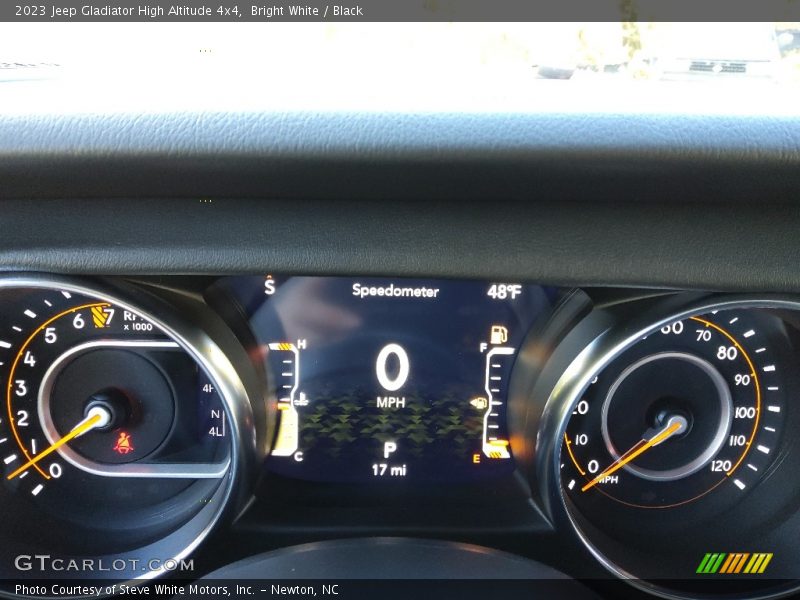 Bright White / Black 2023 Jeep Gladiator High Altitude 4x4