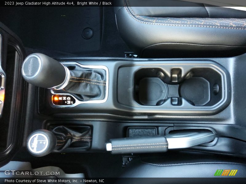 Bright White / Black 2023 Jeep Gladiator High Altitude 4x4