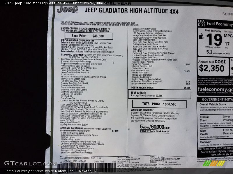 Bright White / Black 2023 Jeep Gladiator High Altitude 4x4