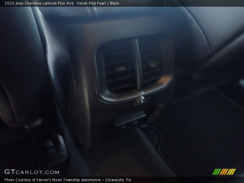 Velvet Red Pearl / Black 2020 Jeep Cherokee Latitude Plus 4x4