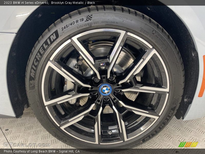 Brooklyn Gray Metallic / Black 2023 BMW i4 Series eDrive40