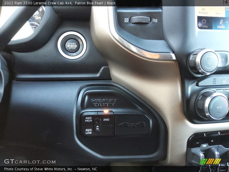  2022 3500 Laramie Crew Cab 4x4 8 Speed Automatic Shifter