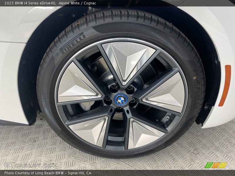 Alpine White / Cognac 2023 BMW i4 Series eDrive40