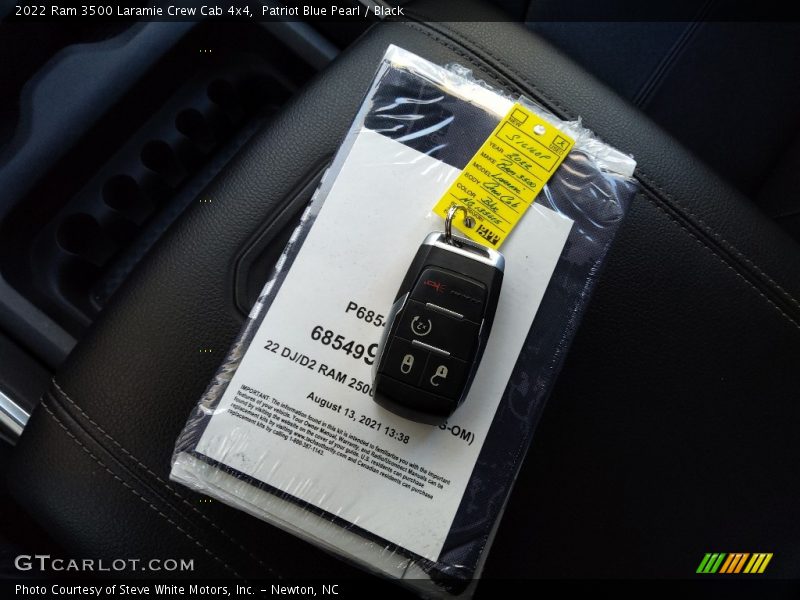 Keys of 2022 3500 Laramie Crew Cab 4x4