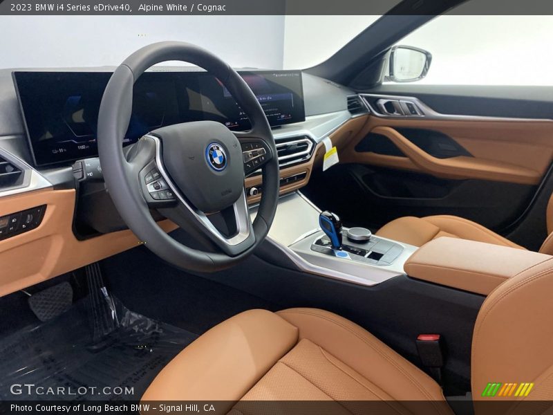 Alpine White / Cognac 2023 BMW i4 Series eDrive40