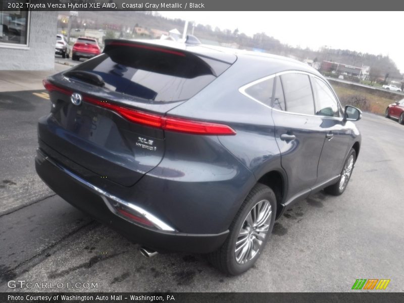 Coastal Gray Metallic / Black 2022 Toyota Venza Hybrid XLE AWD