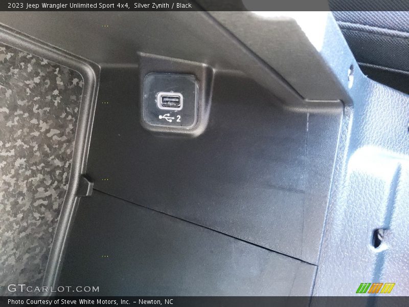 Silver Zynith / Black 2023 Jeep Wrangler Unlimited Sport 4x4