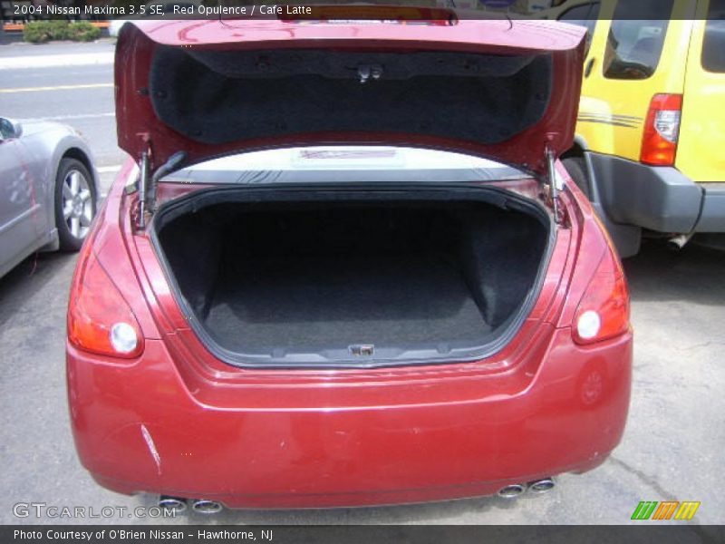 Red Opulence / Cafe Latte 2004 Nissan Maxima 3.5 SE