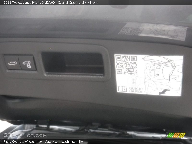 Coastal Gray Metallic / Black 2022 Toyota Venza Hybrid XLE AWD