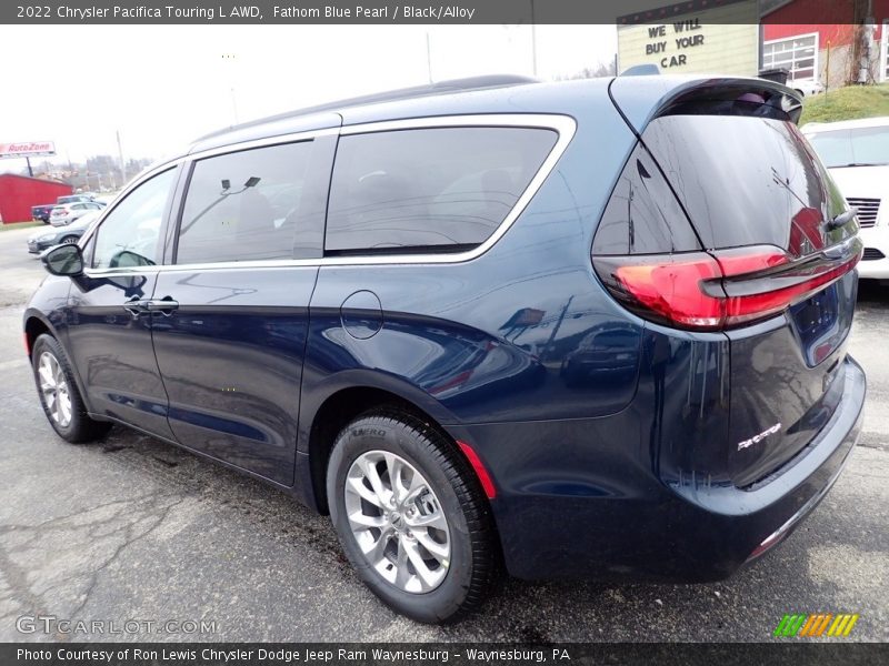 Fathom Blue Pearl / Black/Alloy 2022 Chrysler Pacifica Touring L AWD