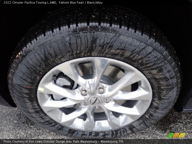Fathom Blue Pearl / Black/Alloy 2022 Chrysler Pacifica Touring L AWD