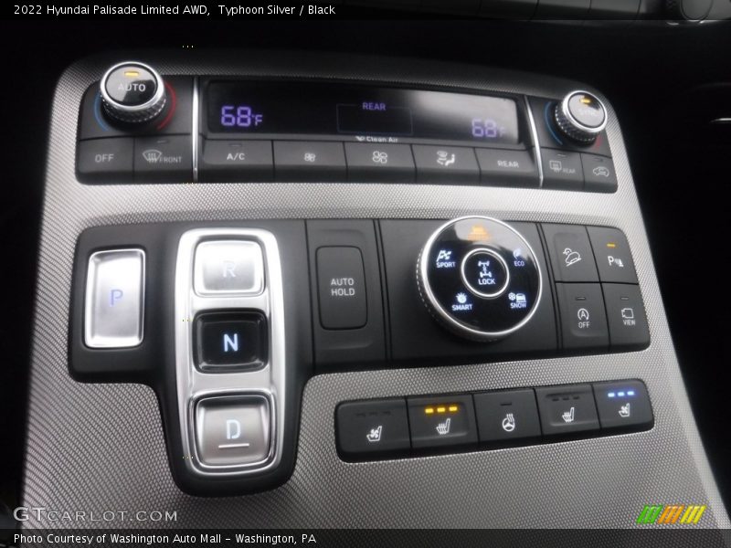 Typhoon Silver / Black 2022 Hyundai Palisade Limited AWD
