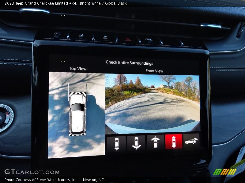 Bright White / Global Black 2023 Jeep Grand Cherokee Limited 4x4