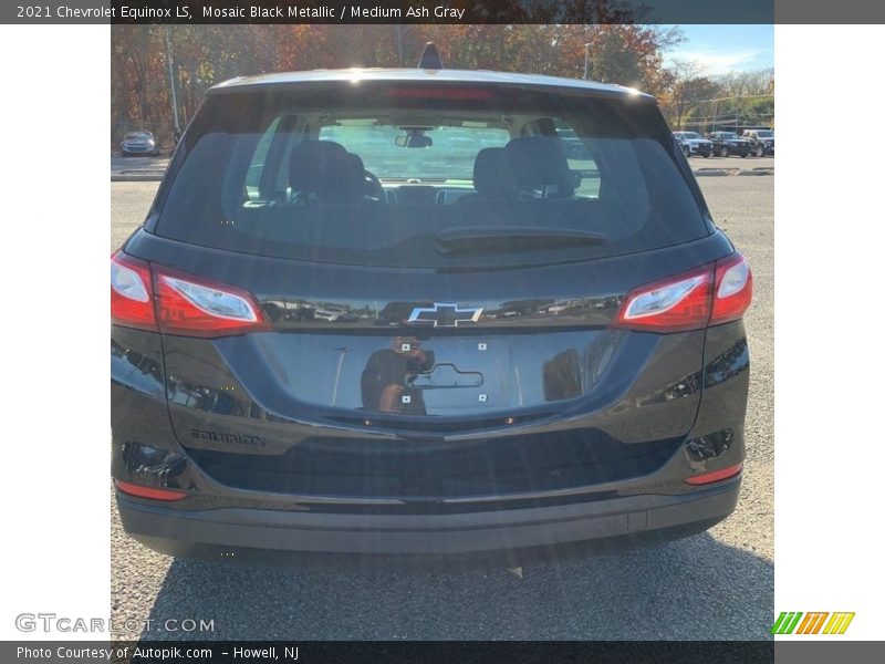 Mosaic Black Metallic / Medium Ash Gray 2021 Chevrolet Equinox LS