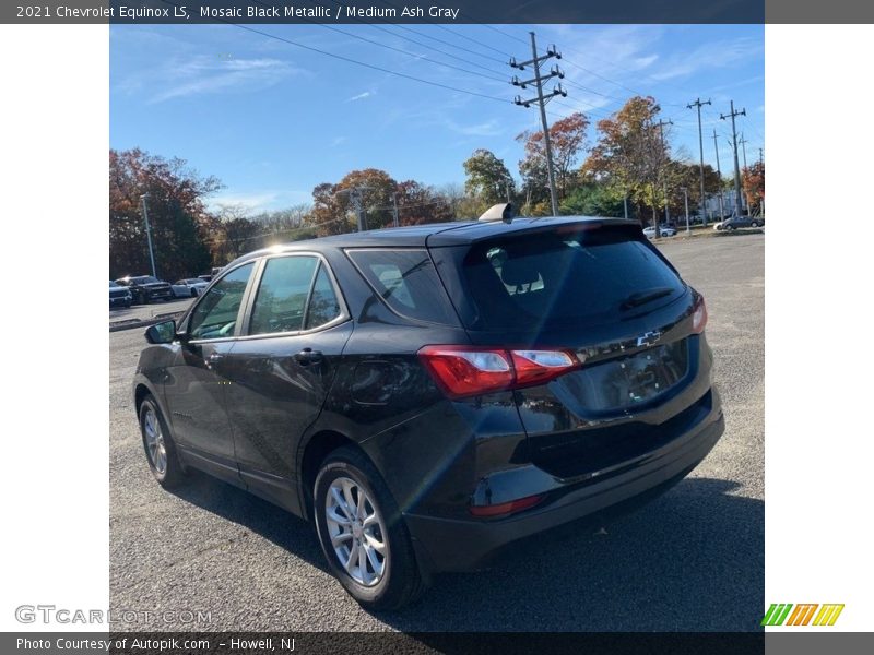 Mosaic Black Metallic / Medium Ash Gray 2021 Chevrolet Equinox LS