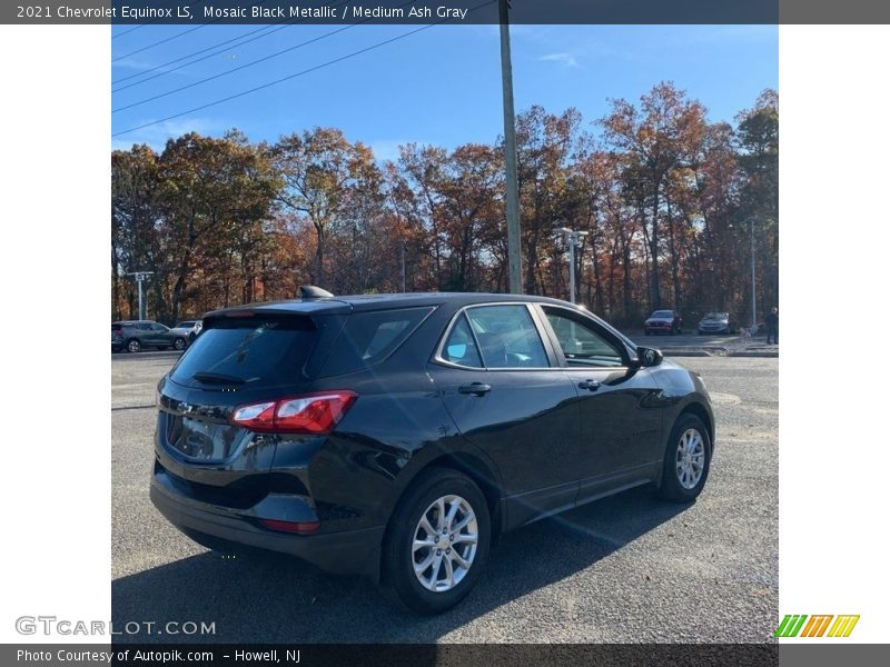 Mosaic Black Metallic / Medium Ash Gray 2021 Chevrolet Equinox LS