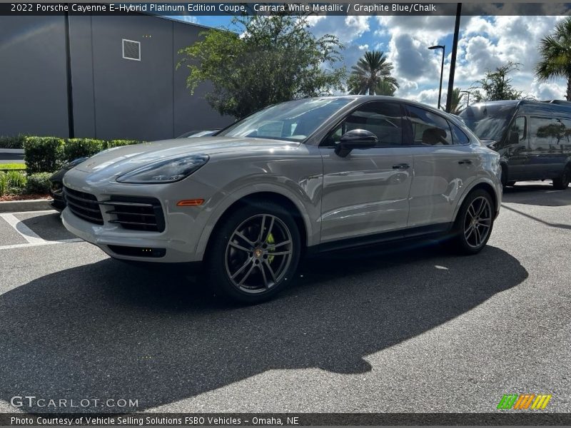 Carrara White Metallic / Graphite Blue/Chalk 2022 Porsche Cayenne E-Hybrid Platinum Edition Coupe