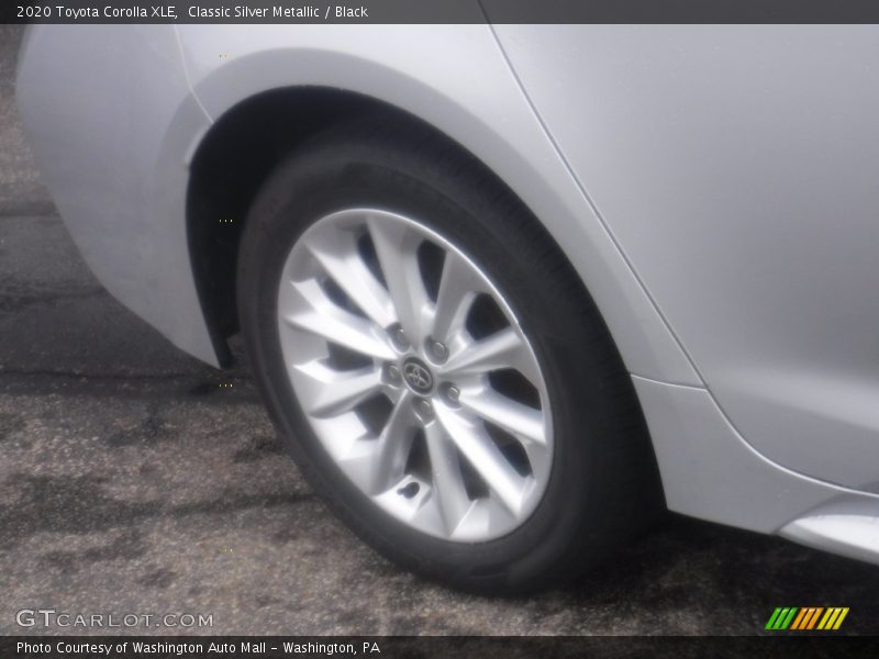 Classic Silver Metallic / Black 2020 Toyota Corolla XLE