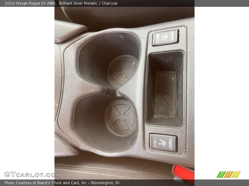Brilliant Silver Metallic / Charcoal 2020 Nissan Rogue SV AWD