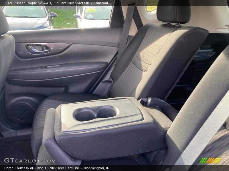 Brilliant Silver Metallic / Charcoal 2020 Nissan Rogue SV AWD