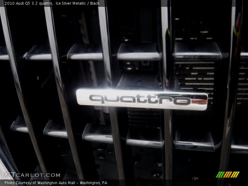 Ice Silver Metallic / Black 2010 Audi Q5 3.2 quattro