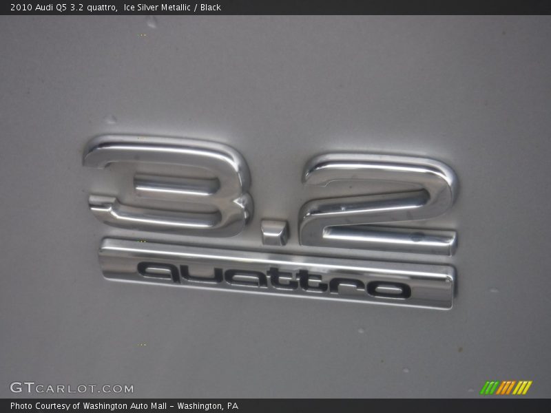 Ice Silver Metallic / Black 2010 Audi Q5 3.2 quattro