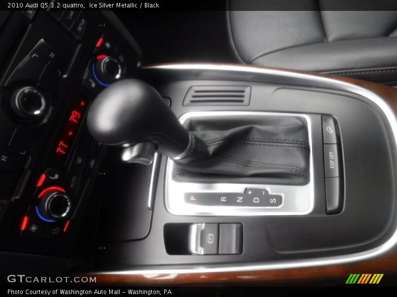 Ice Silver Metallic / Black 2010 Audi Q5 3.2 quattro