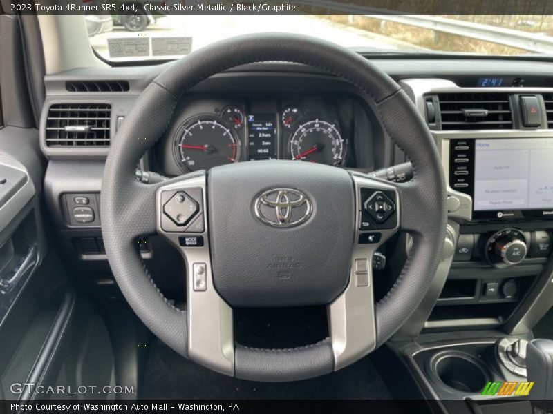 Classic Silver Metallic / Black/Graphite 2023 Toyota 4Runner SR5 4x4
