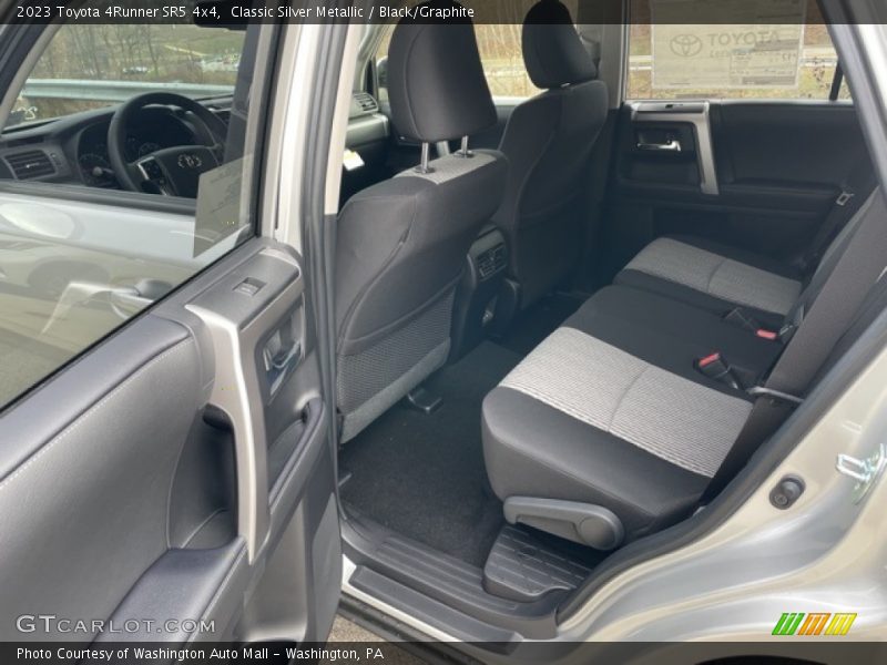 Classic Silver Metallic / Black/Graphite 2023 Toyota 4Runner SR5 4x4