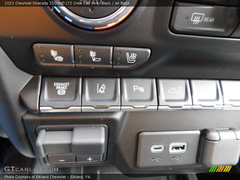 Controls of 2023 Silverado 2500HD LTZ Crew Cab 4x4