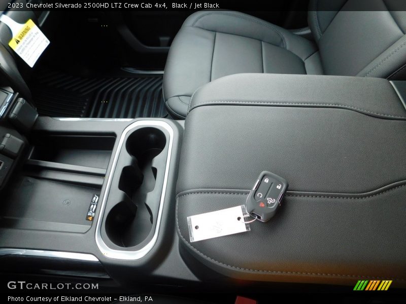 Black / Jet Black 2023 Chevrolet Silverado 2500HD LTZ Crew Cab 4x4
