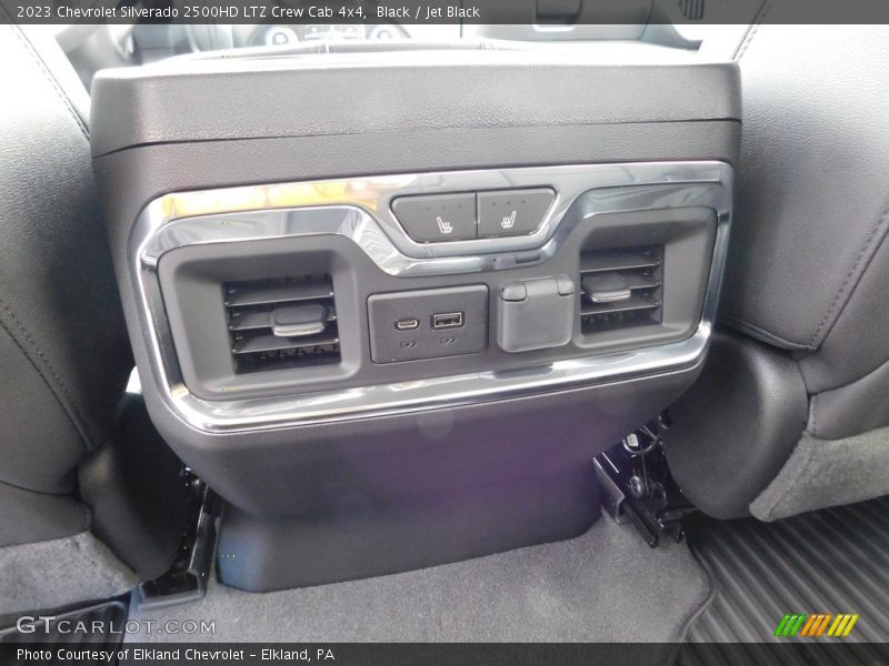 Black / Jet Black 2023 Chevrolet Silverado 2500HD LTZ Crew Cab 4x4