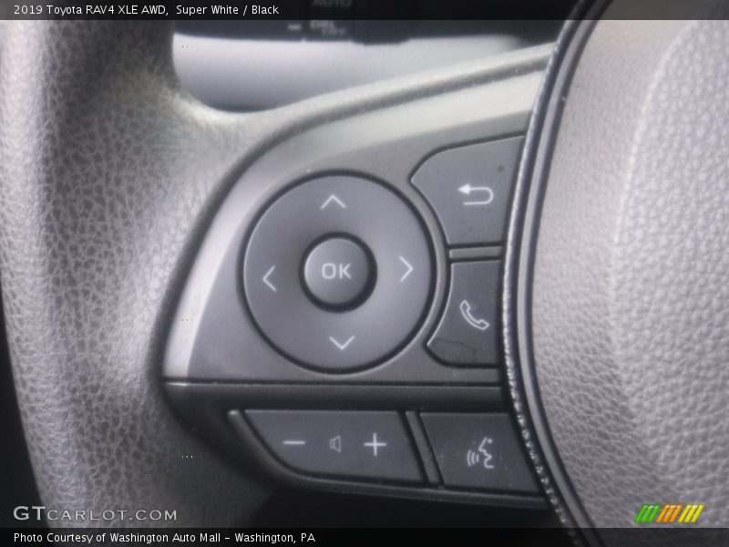 Super White / Black 2019 Toyota RAV4 XLE AWD