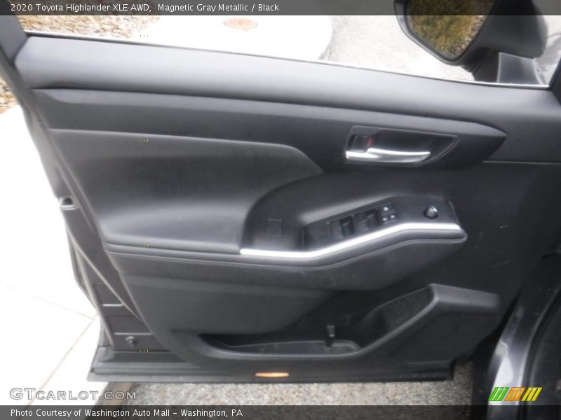 Magnetic Gray Metallic / Black 2020 Toyota Highlander XLE AWD