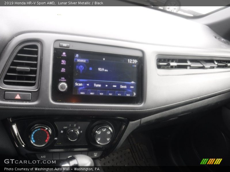 Lunar Silver Metallic / Black 2019 Honda HR-V Sport AWD