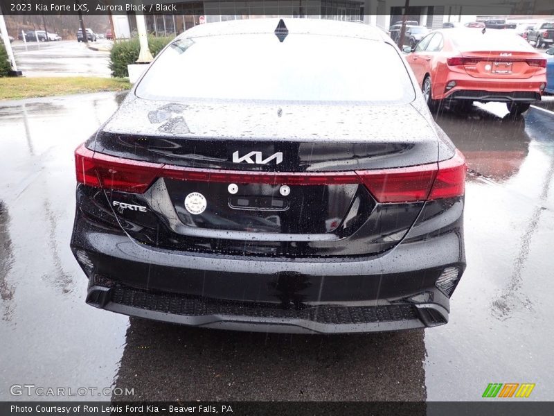 Aurora Black / Black 2023 Kia Forte LXS