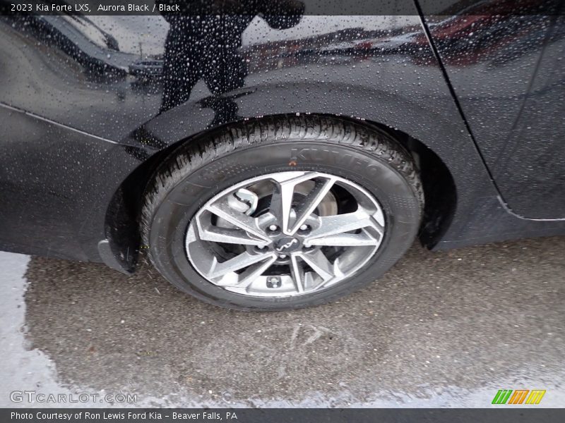 Aurora Black / Black 2023 Kia Forte LXS