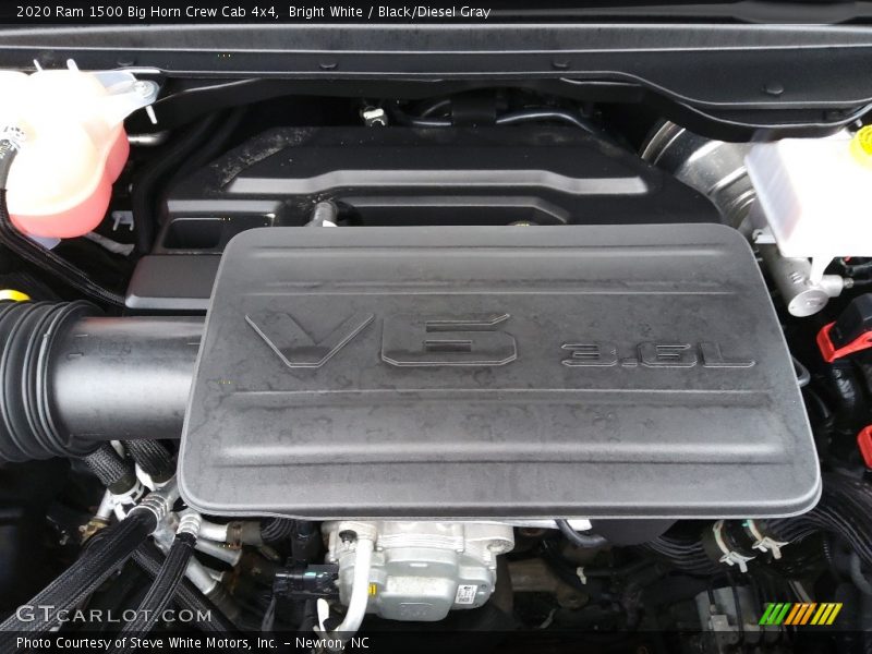 Bright White / Black/Diesel Gray 2020 Ram 1500 Big Horn Crew Cab 4x4