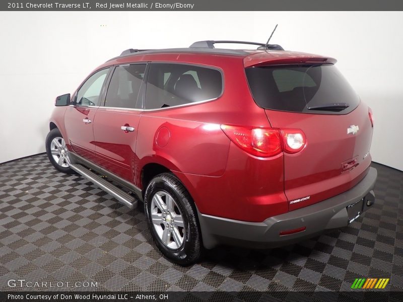 Red Jewel Metallic / Ebony/Ebony 2011 Chevrolet Traverse LT