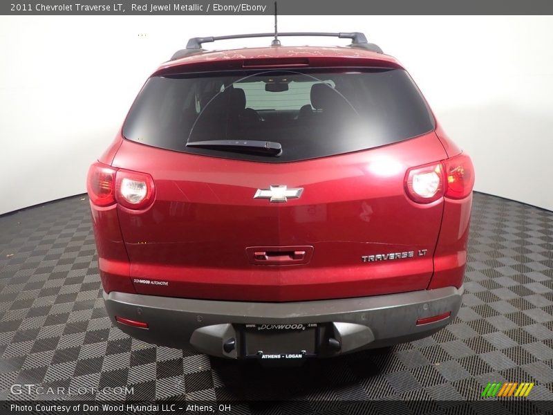 Red Jewel Metallic / Ebony/Ebony 2011 Chevrolet Traverse LT