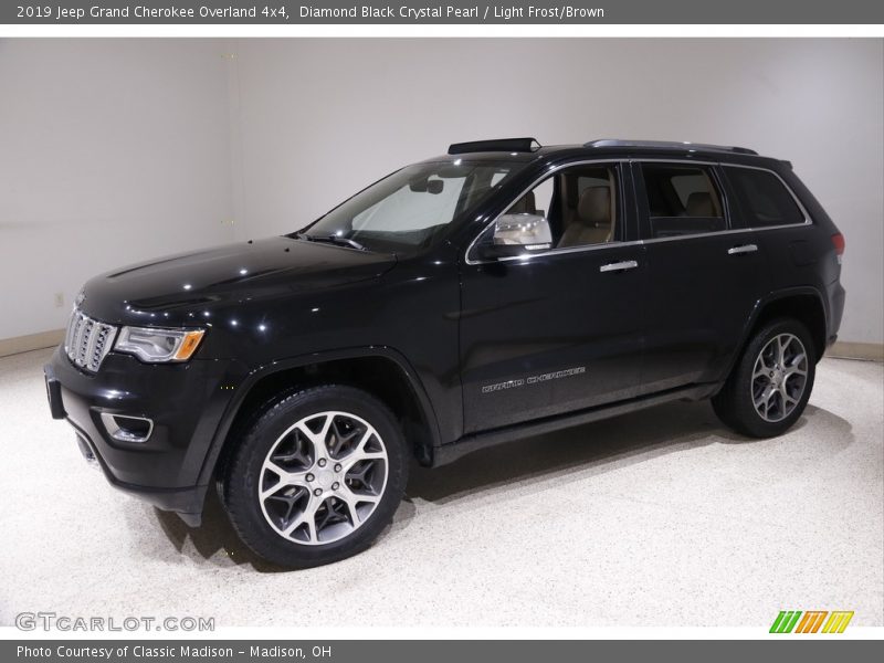 Diamond Black Crystal Pearl / Light Frost/Brown 2019 Jeep Grand Cherokee Overland 4x4