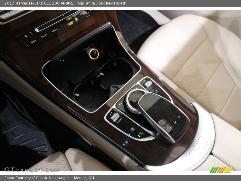 Polar White / Silk Beige/Black 2017 Mercedes-Benz GLC 300 4Matic