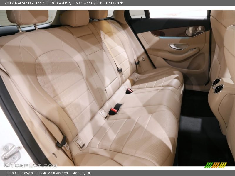 Polar White / Silk Beige/Black 2017 Mercedes-Benz GLC 300 4Matic
