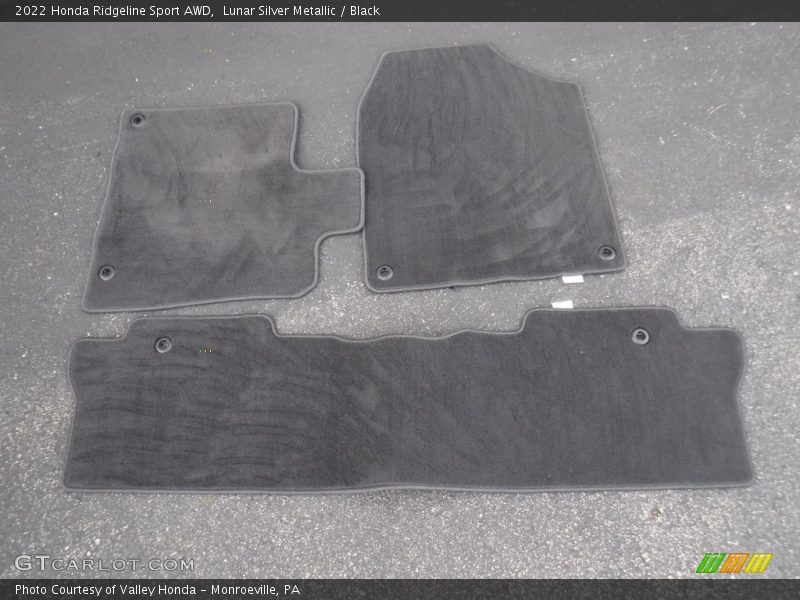 Lunar Silver Metallic / Black 2022 Honda Ridgeline Sport AWD