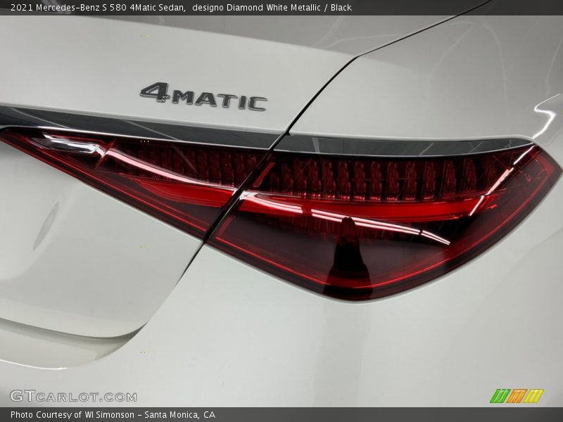 designo Diamond White Metallic / Black 2021 Mercedes-Benz S 580 4Matic Sedan